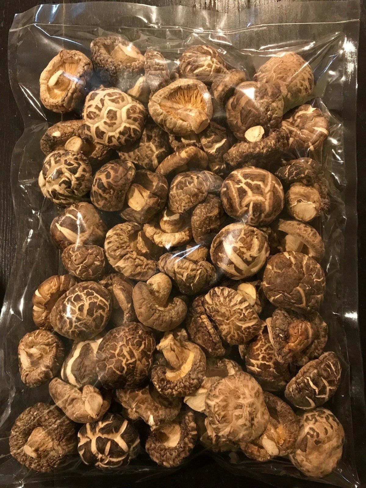 100% Top Grade Organic Japanese Dried Shiitake Mushrooms (1 Pound)(16 Oz) 4-5 Cm